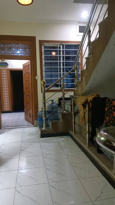 5 Marla Ground & Upper Portion for Rent at Wakeel Colony