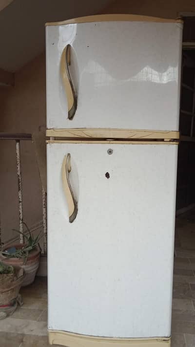 WAVES WR309DD Refrigerator for Sale (Compressor Fault) – Marble White
