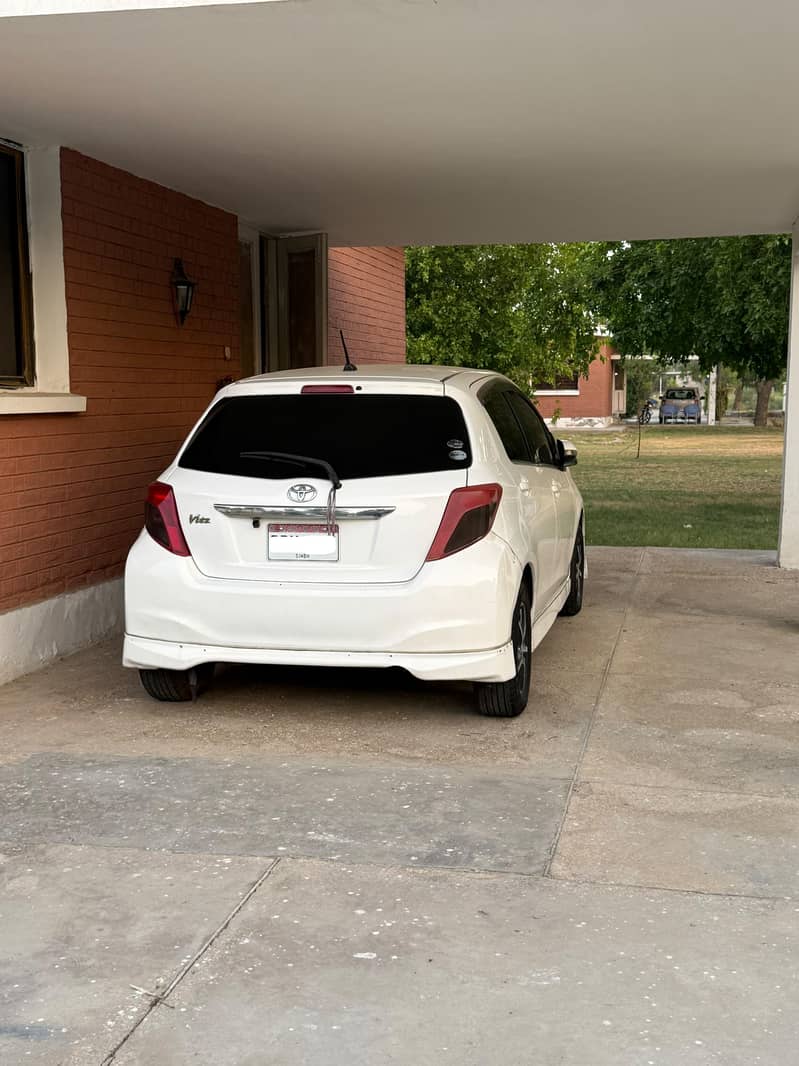 Toyota Vitz 2012 2