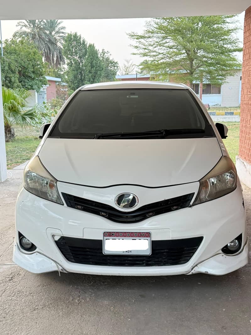 Toyota Vitz 2012 4