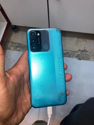 Tecno Spark 8C