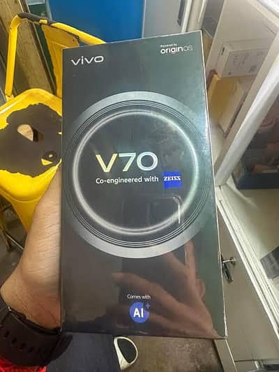 Vivo V70 5G 12/512gb box pack