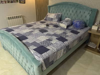 wood toughting bed