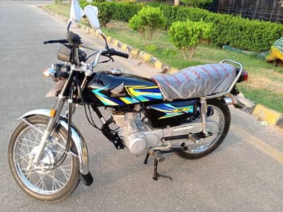 Honda 125 new applied 4 Urgent sale 03124866257