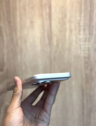 i Phone 17 Pro Max Non PTA Factory unlock LLA