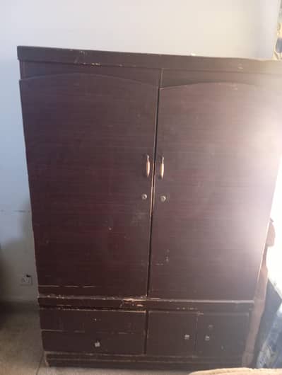 Almirah for sale