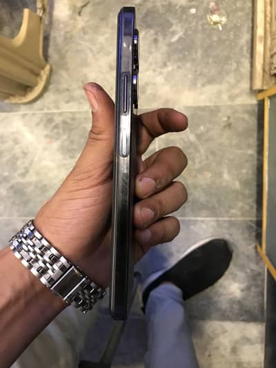 Infinix Note 30