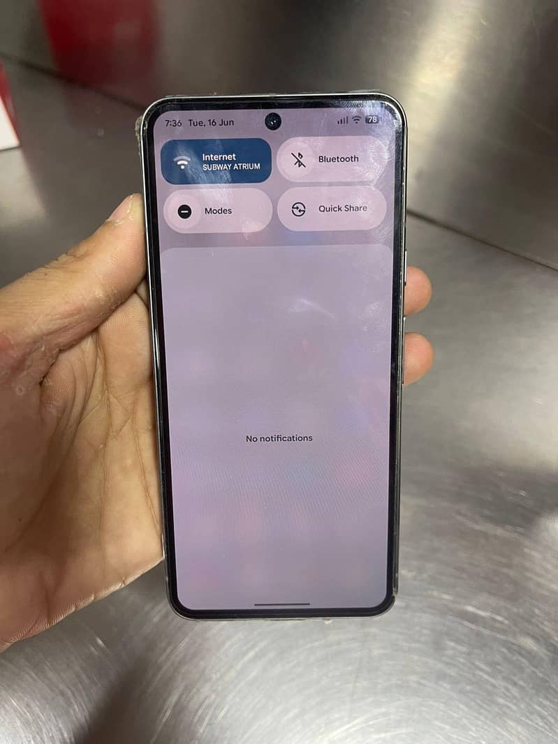 Google Pixel 8 2
