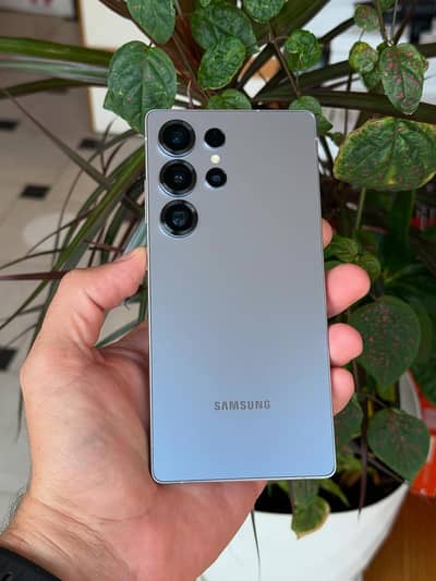 Samsung Mobile S25 Ultra