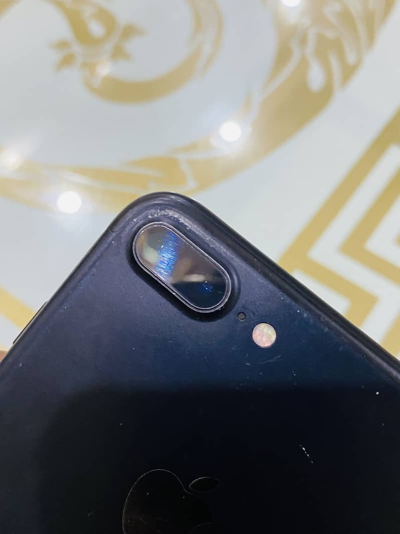 Apple iPhone 7 Plus 4