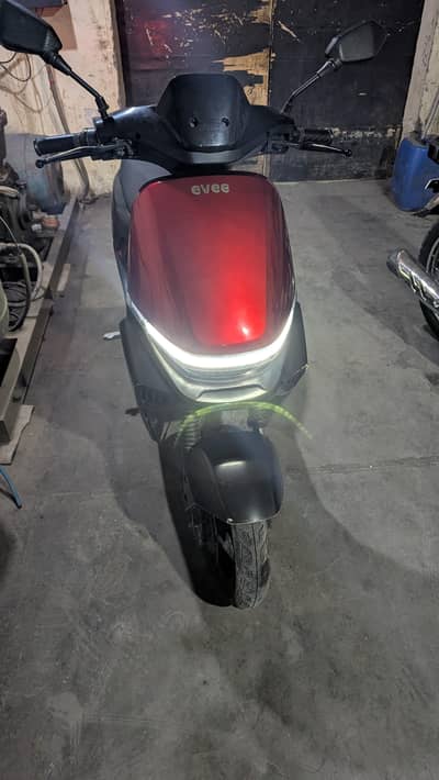 evee s1