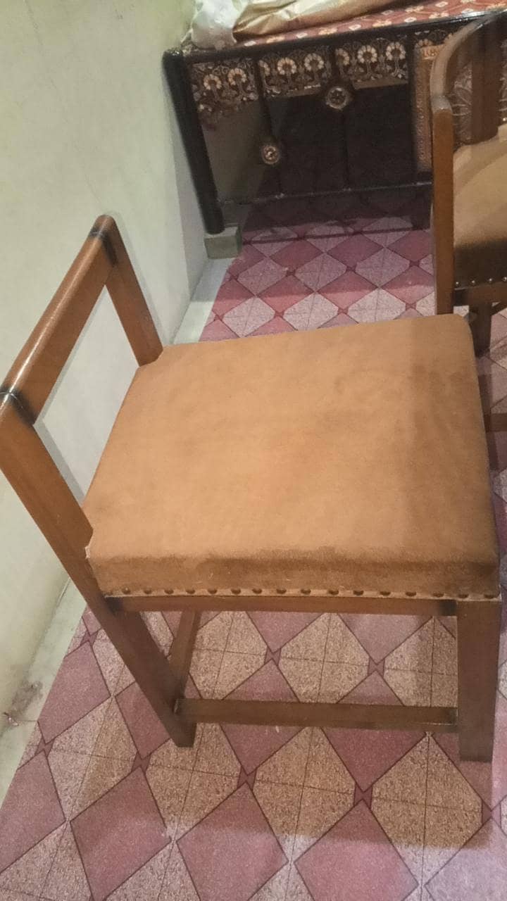 Dining Table 4