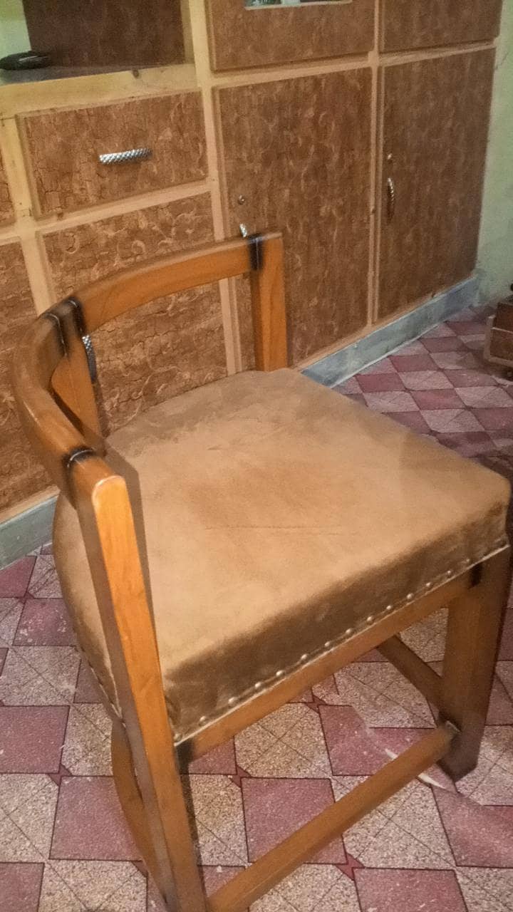 Dining Table 6