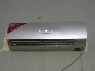 Used Split 1 Ton Dawlance AC for sale