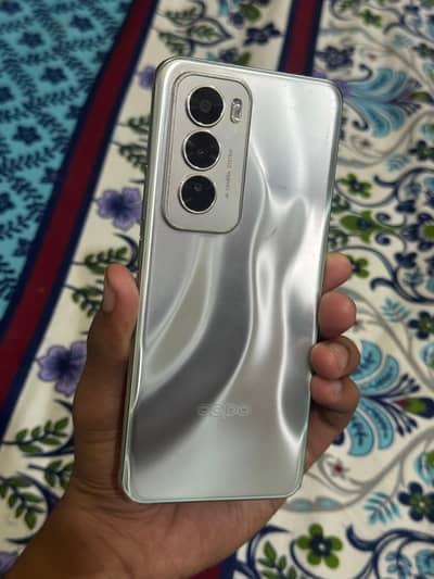 OPPO Reno12 Pro