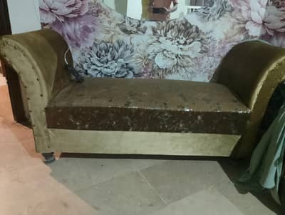4 seater sofa