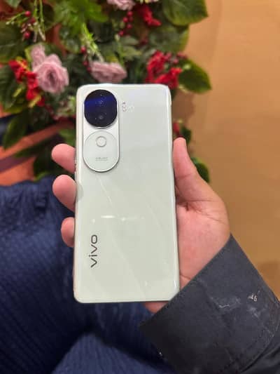 Vivo V40e