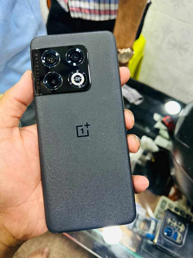 One Plus 10 Pro 0