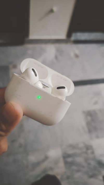 airpods pro sale used . . . . . . . . good bettery timing .
