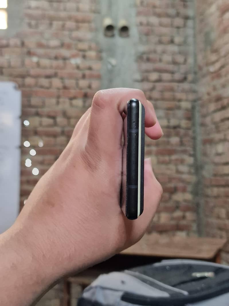 Google Pixel 6 3