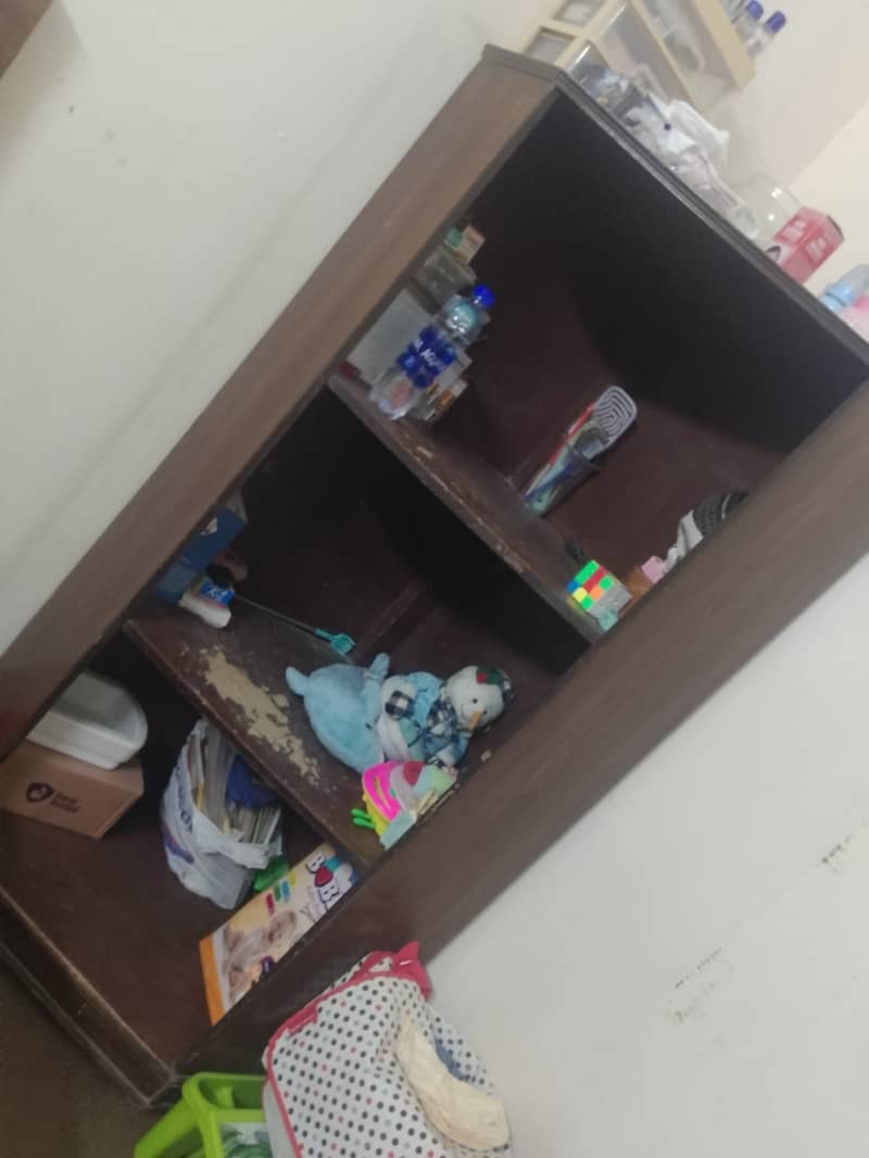 Bed Side Corner and wardrobe 4