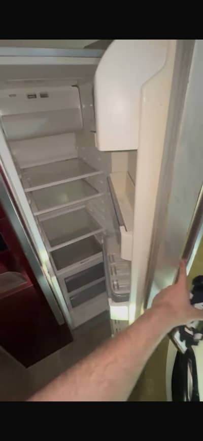 i want to sell this double door refrigerator