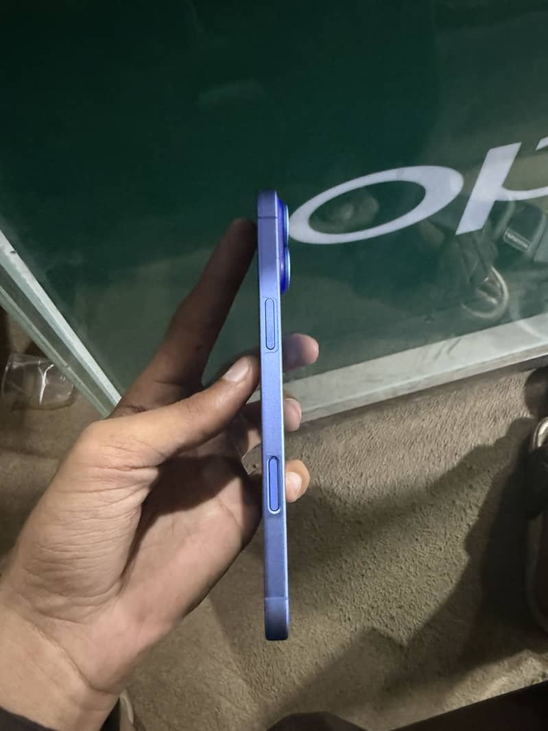 Apple iPhone 16 Plus 5