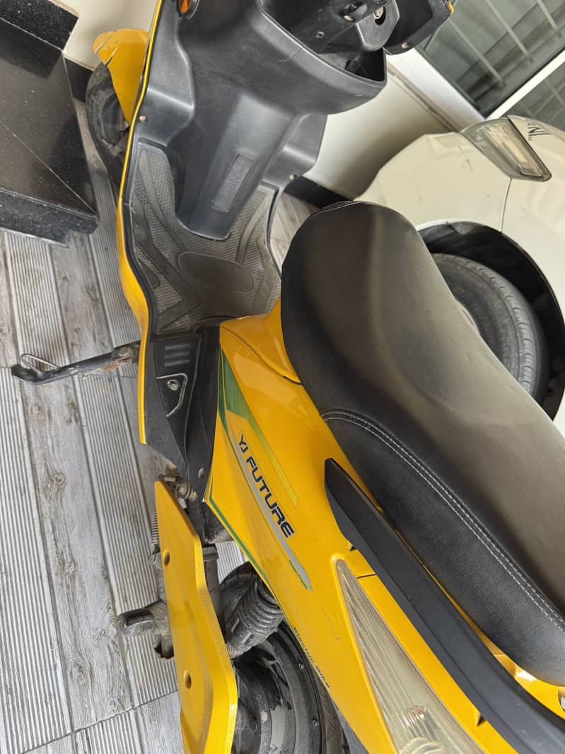 Scooty 4
