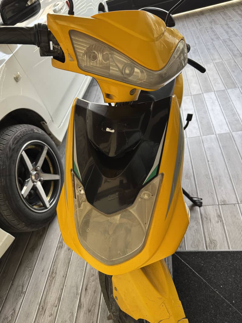 Scooty 7
