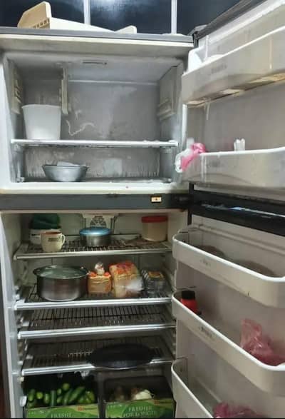 dawlance spare fridge for urgent sale