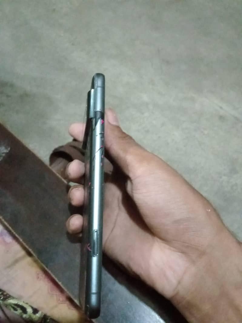 Google Pixel 8 Pro 7