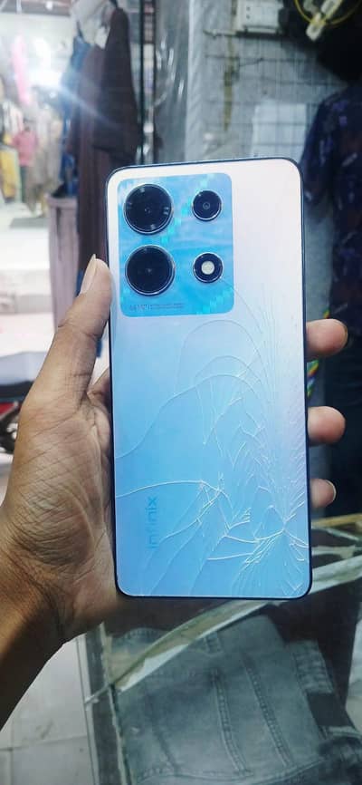 Infinix Note 30