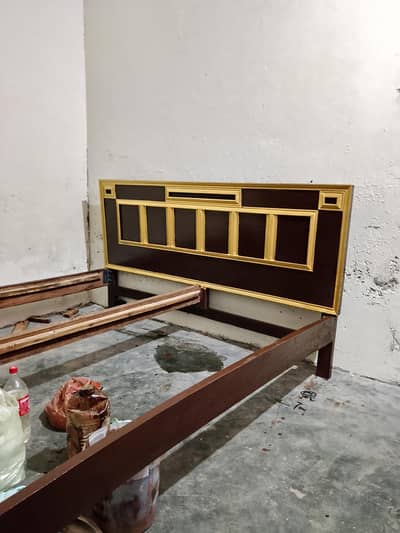 old is gold full size bed