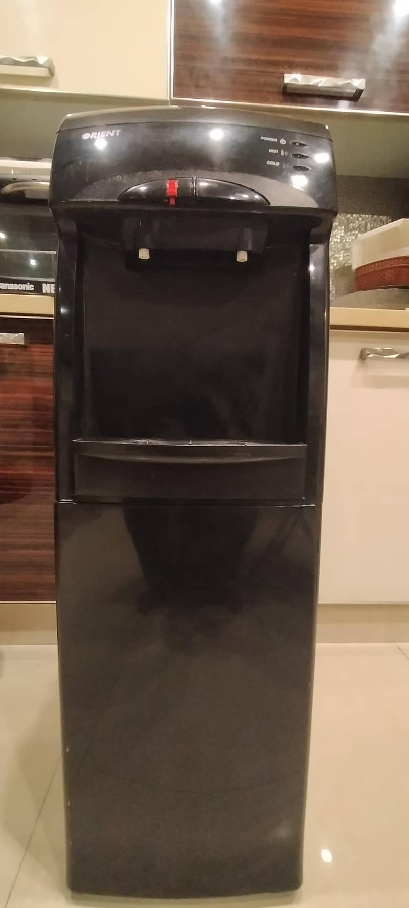 dispenser 1