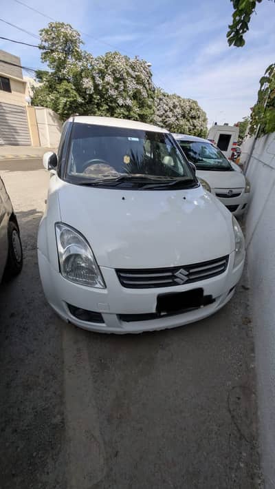 Suzuki Swift 2014 Dlx 1.3 navigation automatic