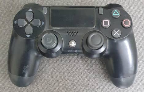 ps4 controllers.