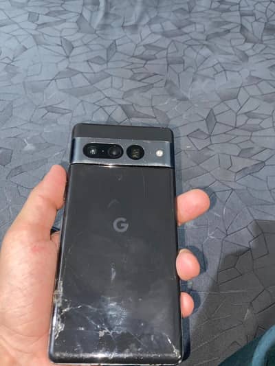 Google Pixel 7 Pro back creak 512gb