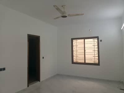 300, SQ YARD GROUND PLUS BASEMENT SALIENT COMMERCIAL OFFICE USED IT SOFTWARE HOUSE WAREHOUSE AVAILABLE VIP LOCATION MAIN ROAD