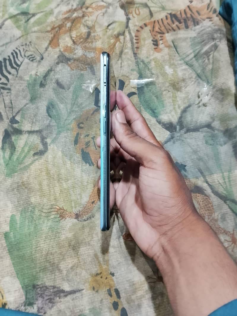 oppof15 4
