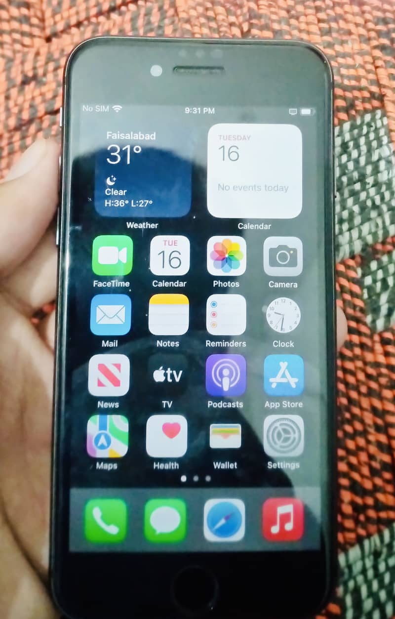 Apple iPhone 8 0