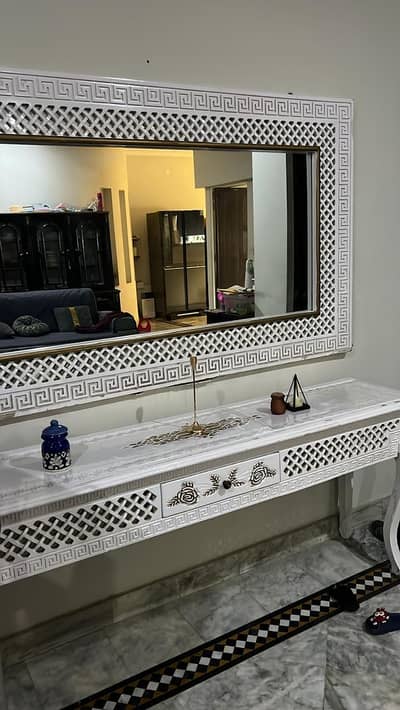Wooden mirror with console