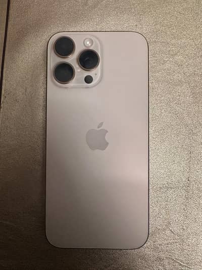 Apple iPhone 16 Pro Max