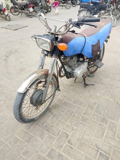 Unique Ud-125