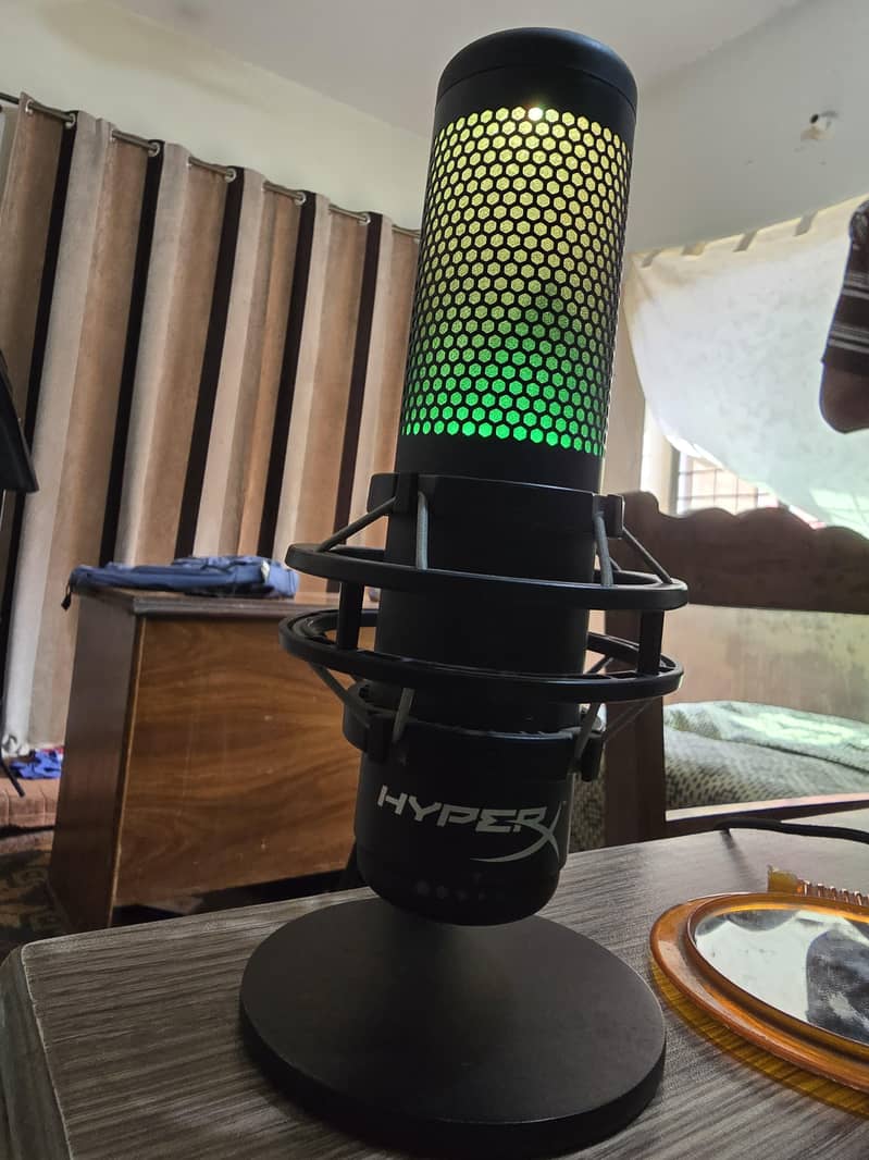 HyperX Quadcast 4