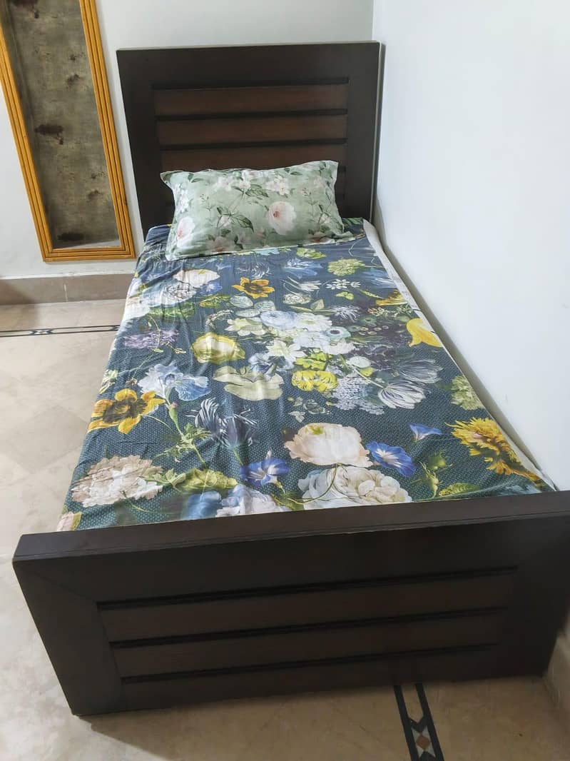 single bed 0