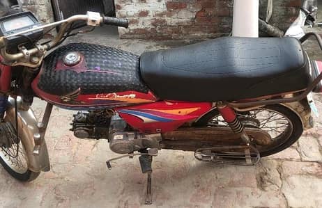 Honda 70 2008*03247688534