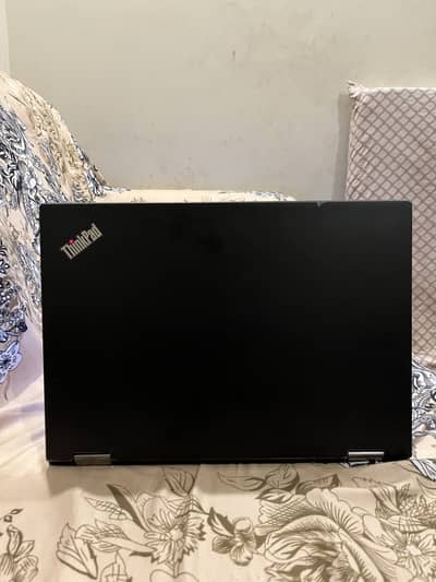 Lenovo ThinkPad X390 Yoga - 10/10 Condition (Convertible Touchscreen)
