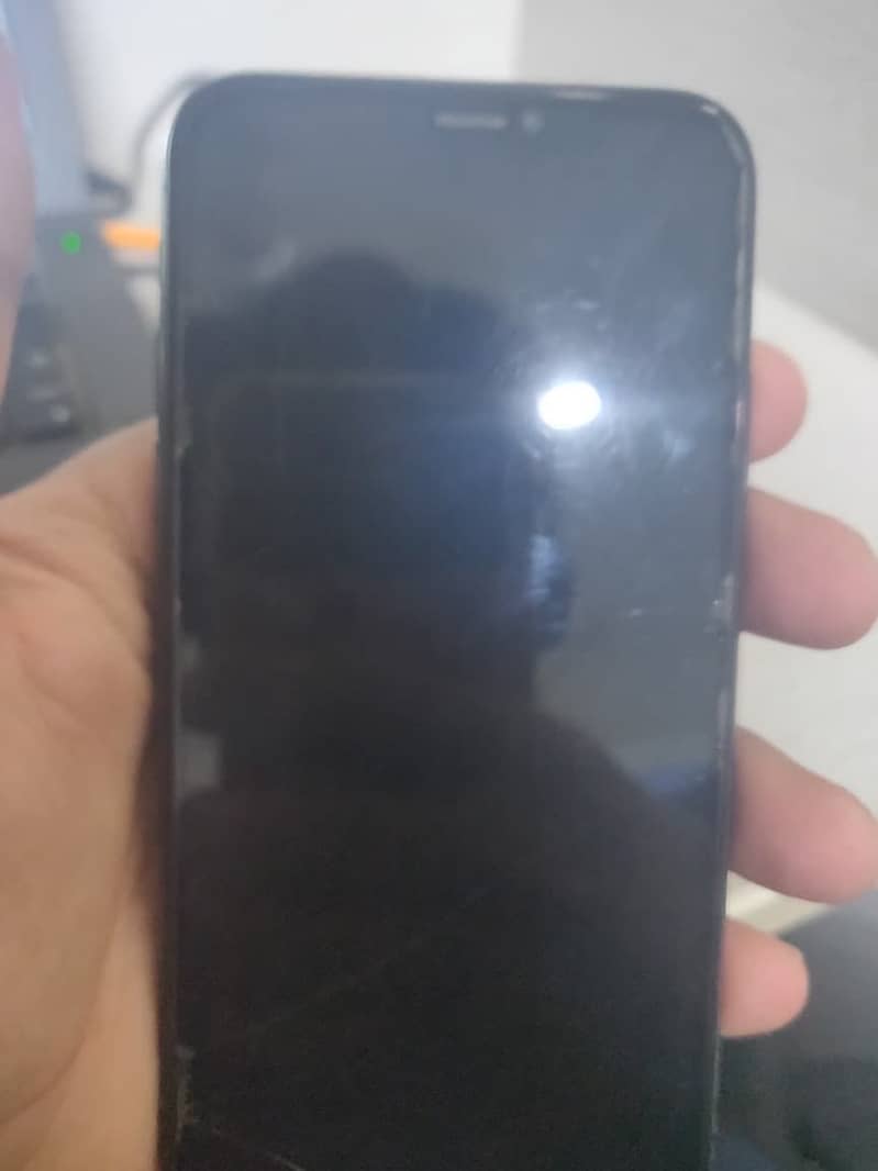 Apple iPhone X 3