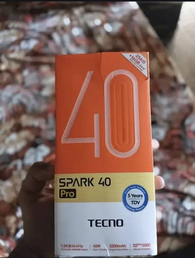 Tecno spark 40 pro