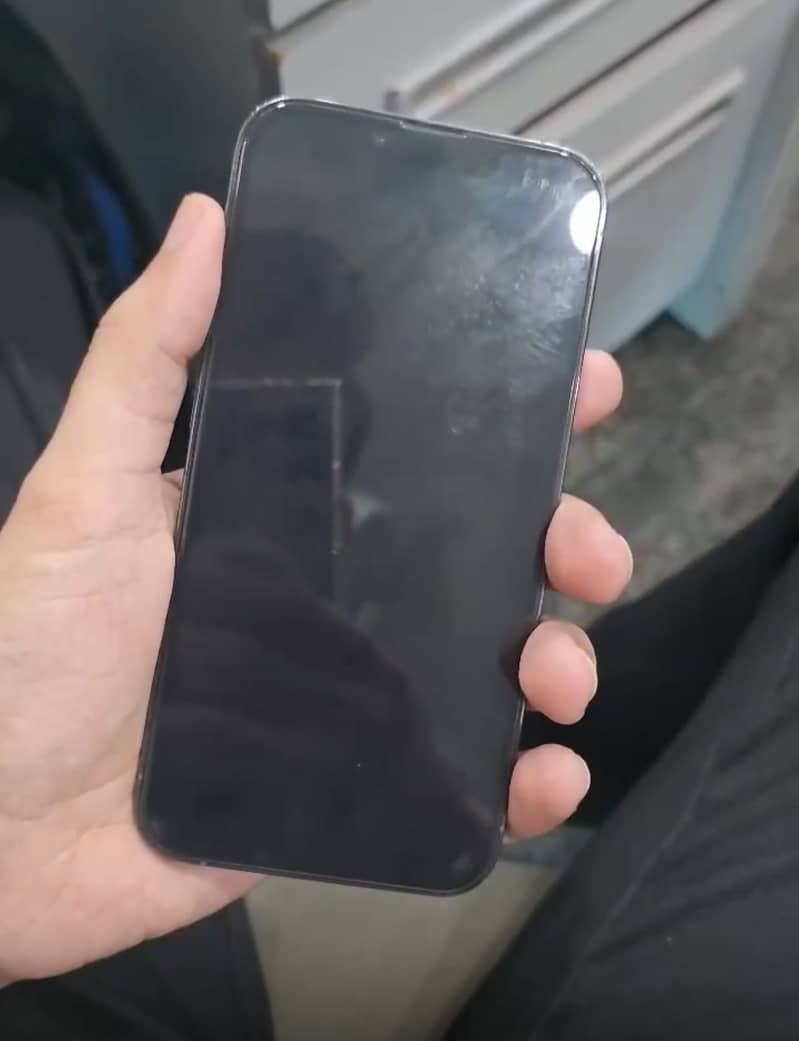13 pro 6